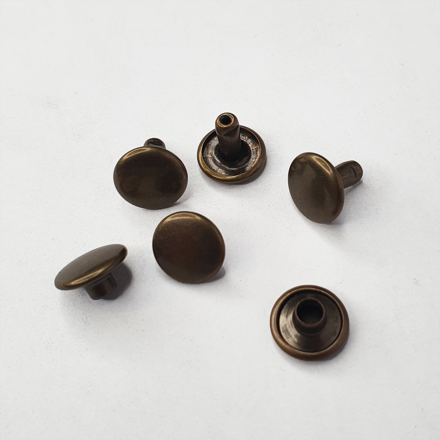 Dritz Double-Cap Rivets 8mm Cap x 6mm Post 24/Pkg Brushed Antique Brass