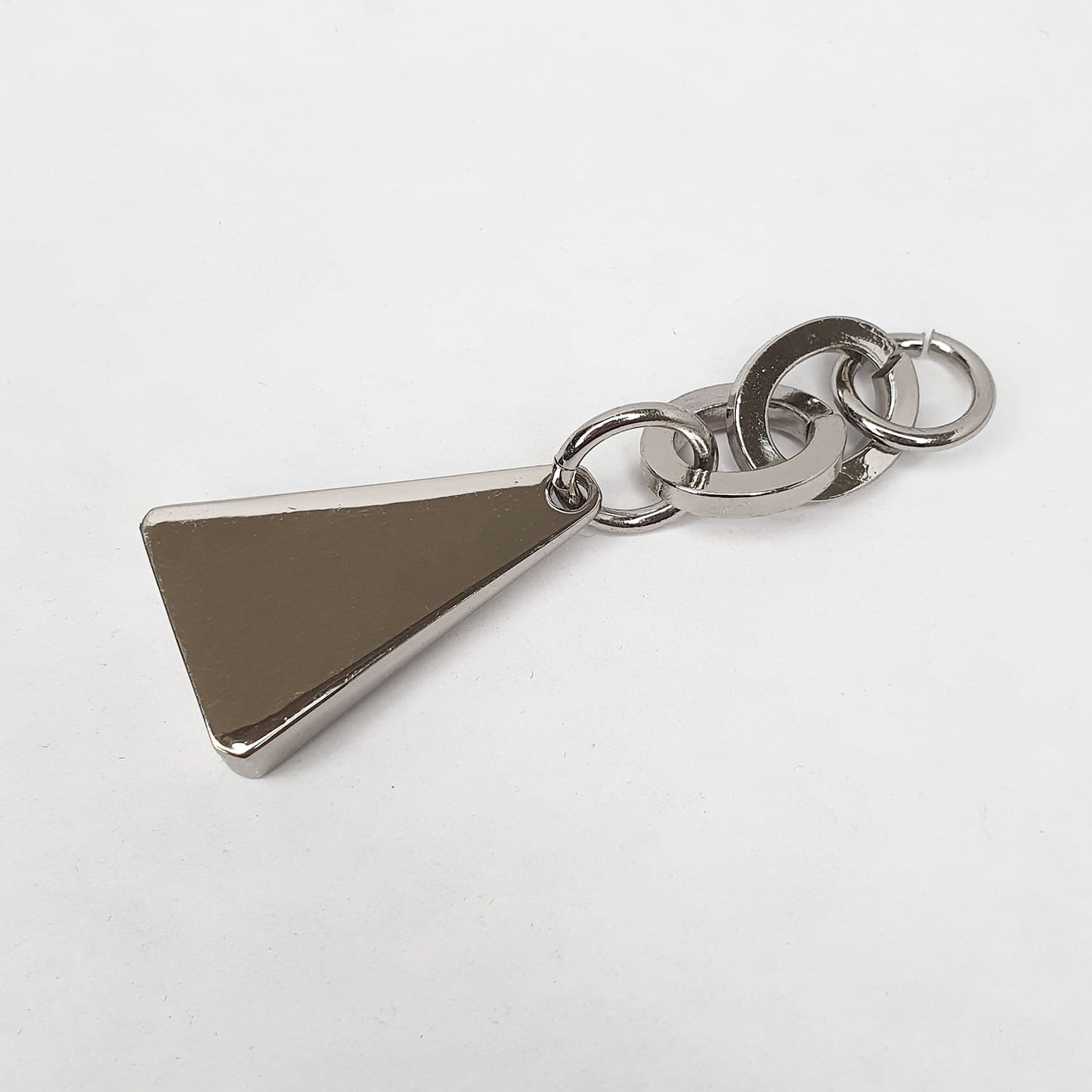 TRIANGLE ZIPPER PULLER (BY 5)